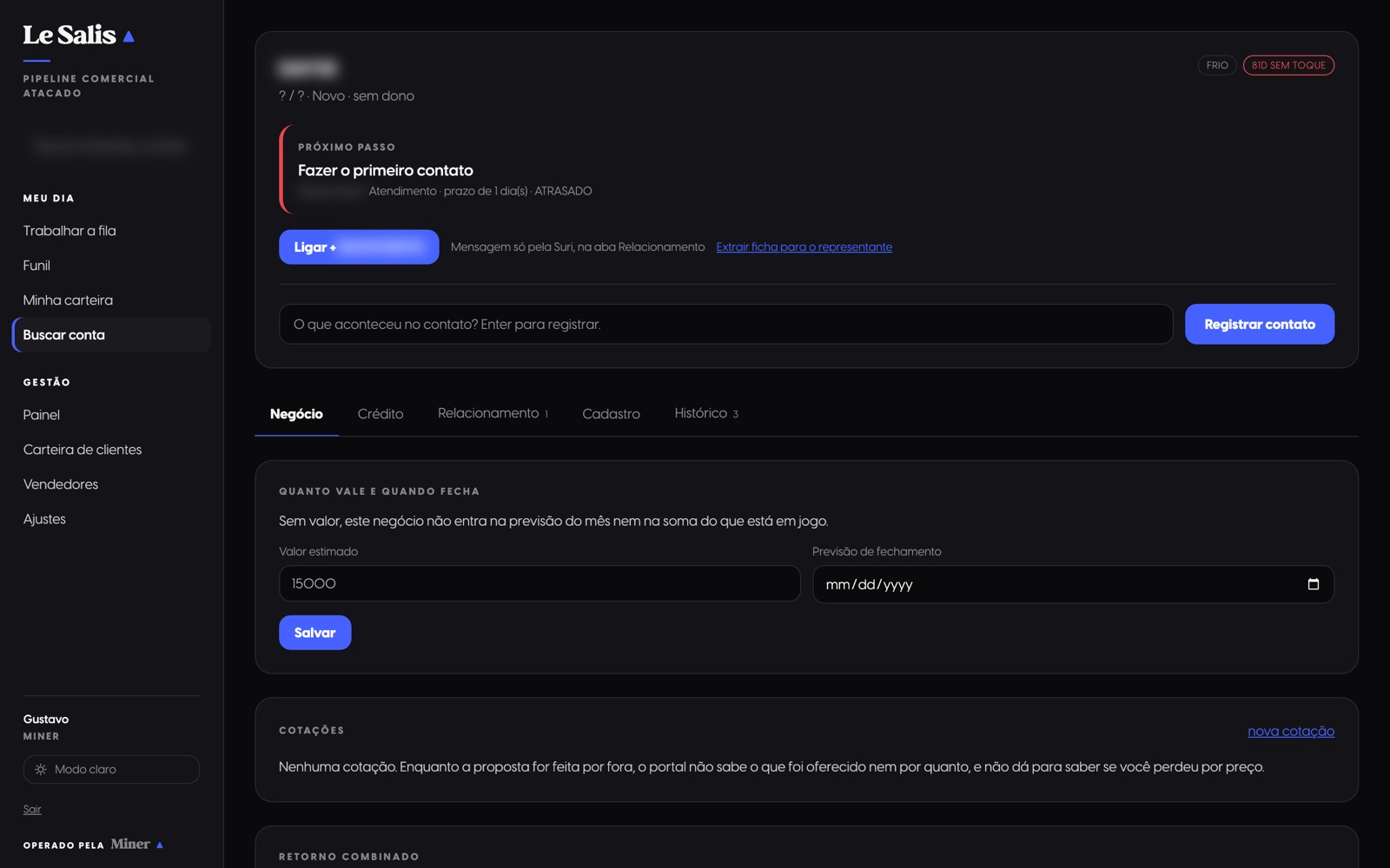 Ficha de uma conta no CRM, com o próximo passo, o campo de registrar contato e as cinco abas