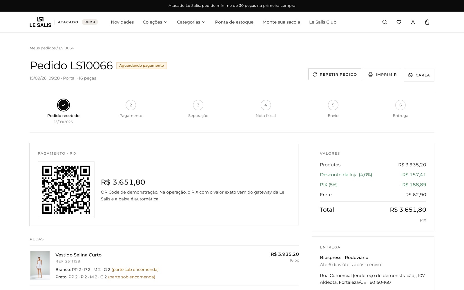 Tela de acompanhamento de um pedido, com as seis etapas e o QR do PIX